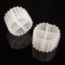 Reaktor mit einer sich bewegenden Biofilmschicht MBBR 11-25x10 mm