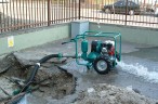 Caffini - Libellula Lib 1-3, bomba de diafragma AL con motor de gasolina Honda montada en un remolque con ruedas