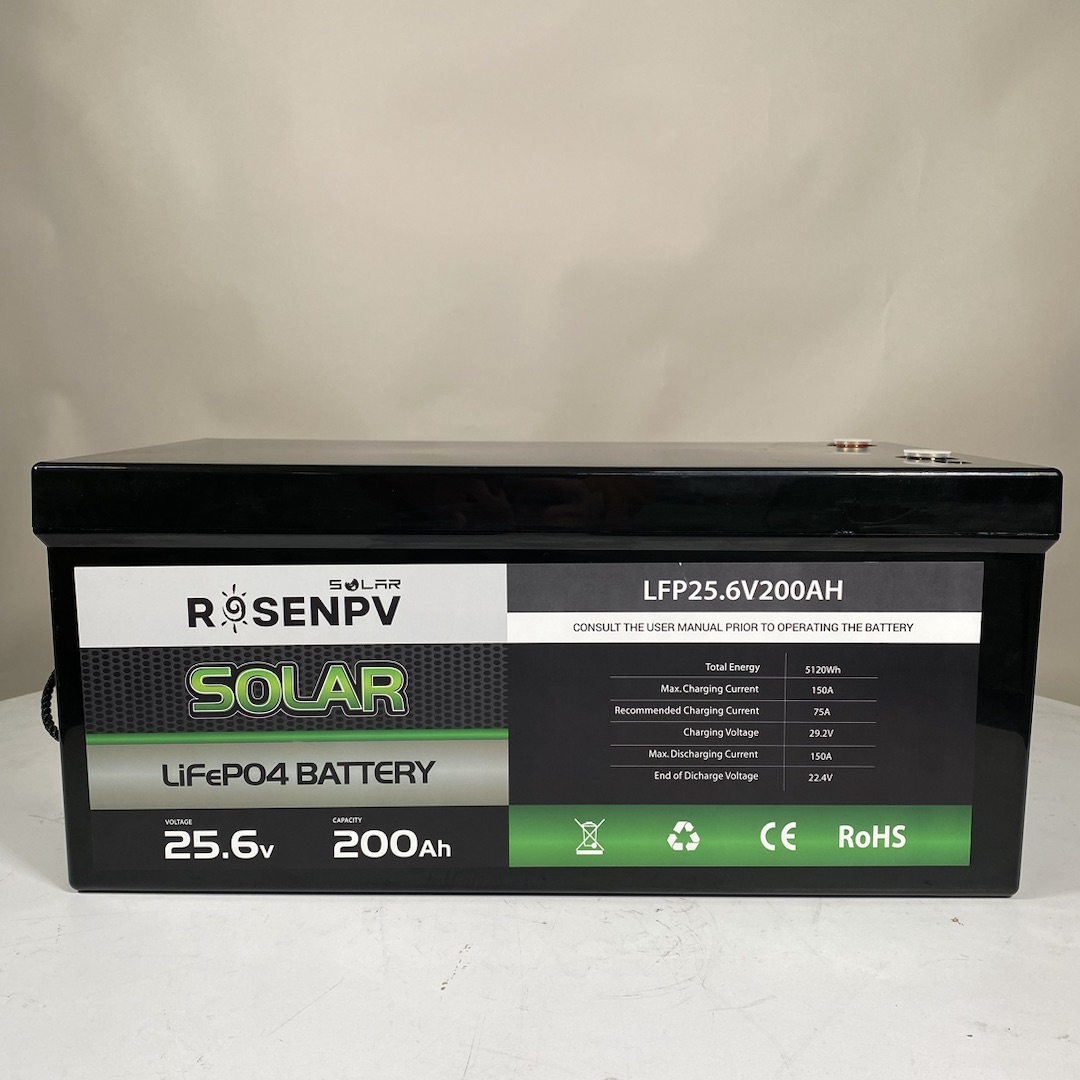 Batteries et accumulateurs LiFePO4 pour les centrales solaires et éoliennes